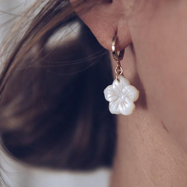 Boucles d'oreilles Mini créole Tiaré plaqué or femme fleur-9Avril