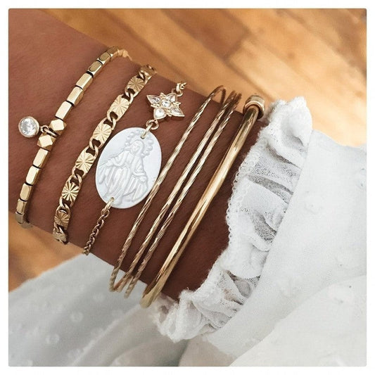 Combien de bracelets joncs peut on porter en meme temps ?-9avril