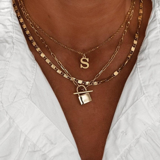 Comment porter un cadenas en pendentif ?-9avril