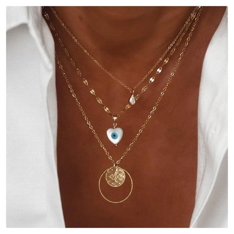 Que signifie le fait qu'un homme vous offre un collier ?-9avril